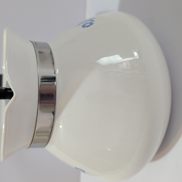 Vintage Corningware White Coffee Tea Pot with Blue Floral Design 6 Cup - Picture 5 of 12